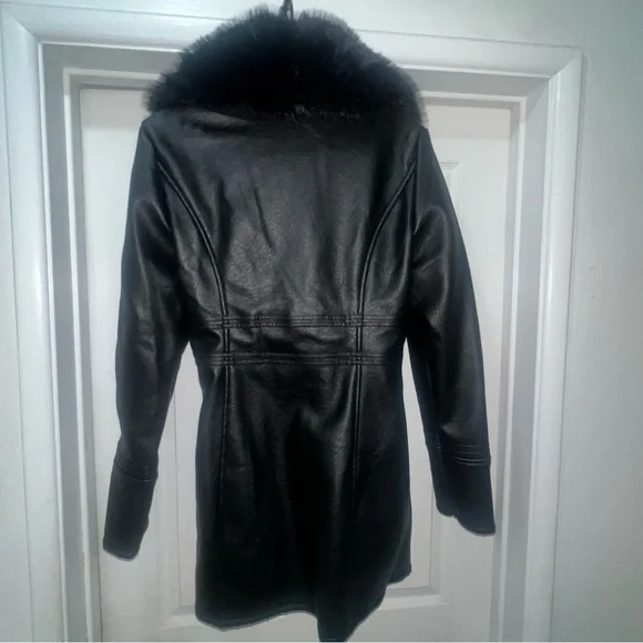 B.coature women's faux leather and fur jacket size medium M - Picture 7 of 8